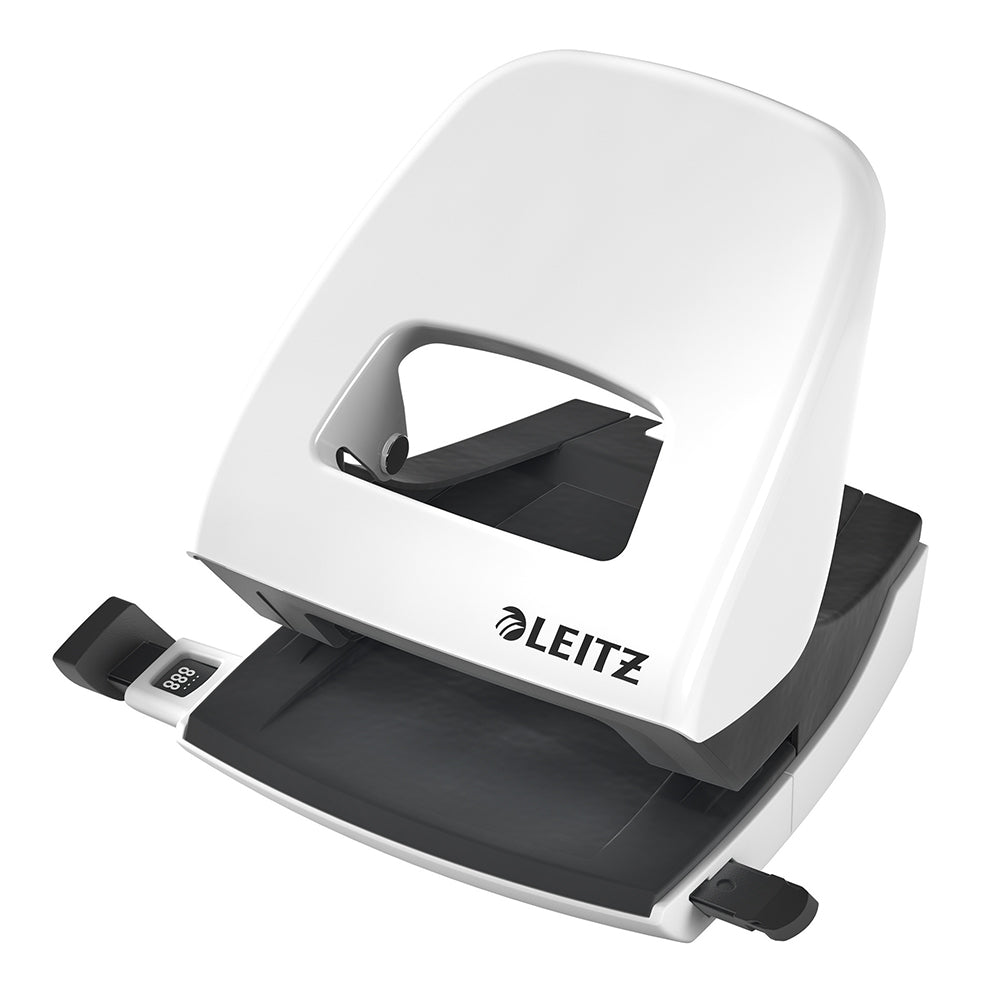 Perforator Leitz 5008, 30 coli, metalic, alb perlat Perforator Leitz 5008, 30 coli, metalic, alb perlat